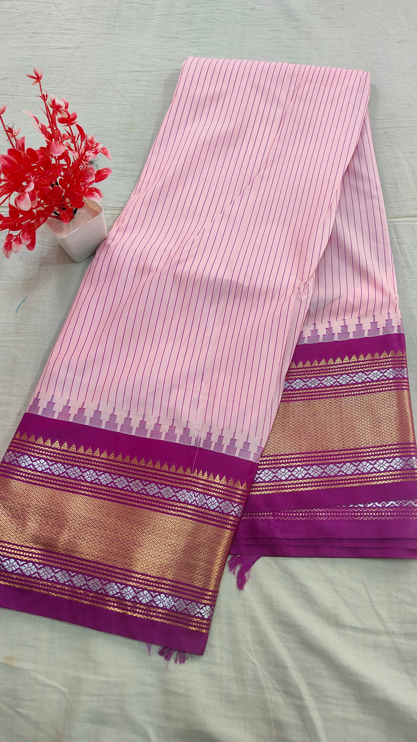 Semi gadwal Lins sarees