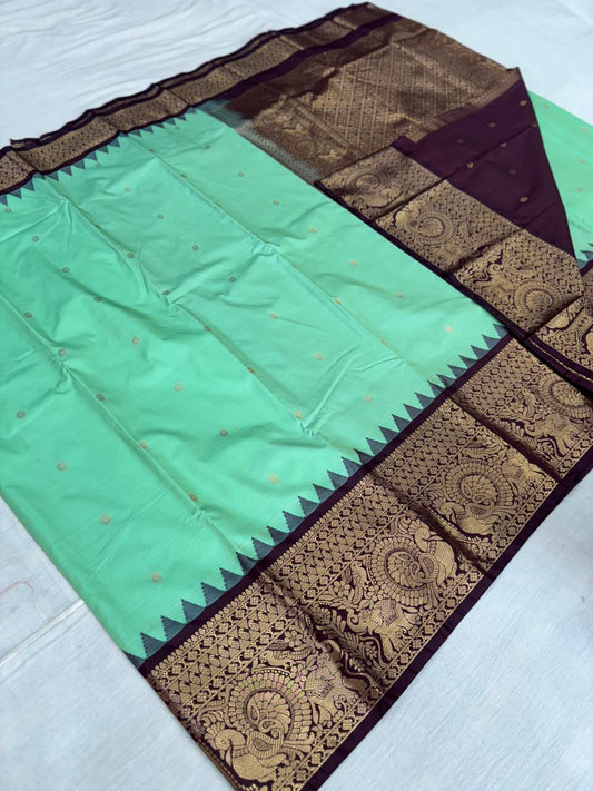 Semi Gadwal pattu saree